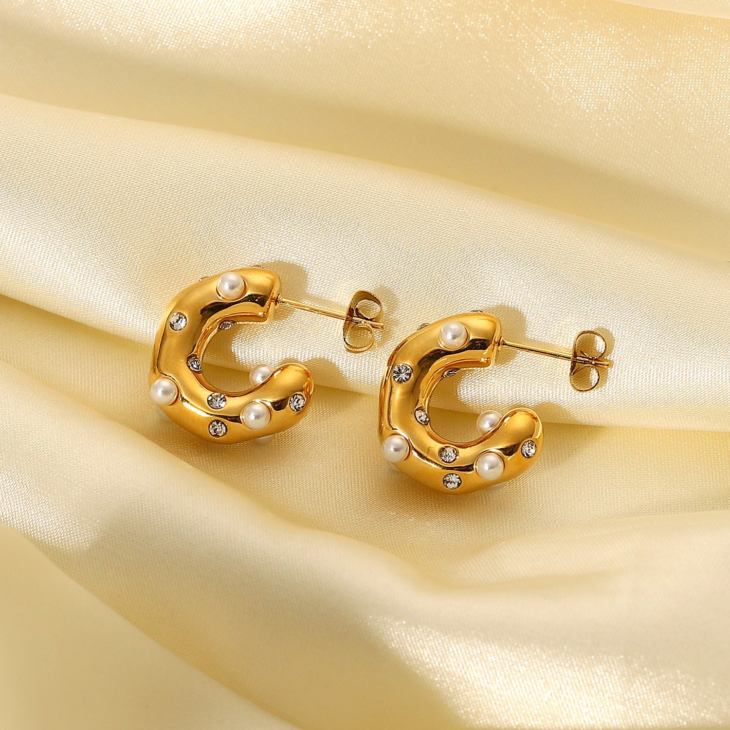 Arielle Small Hoops