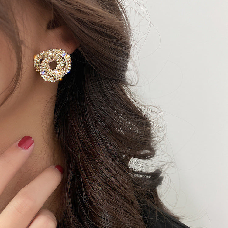 Elegancia Earrings