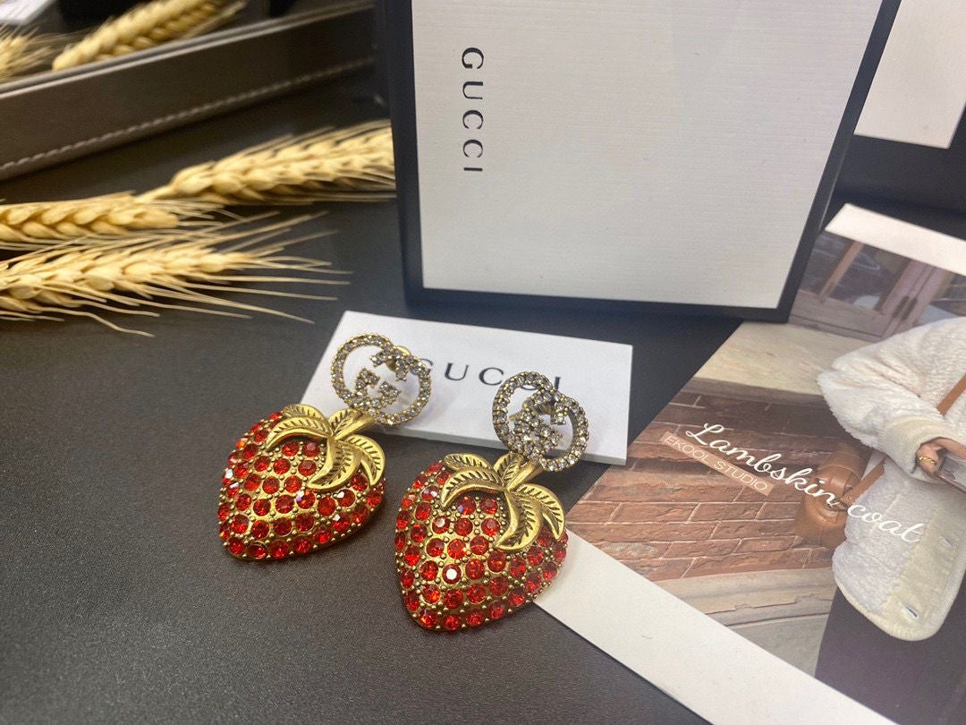 GG Oversized Fresita Earrings