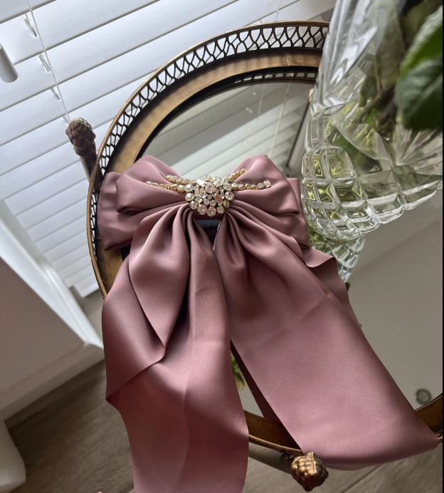 Oversized Coquette Bow