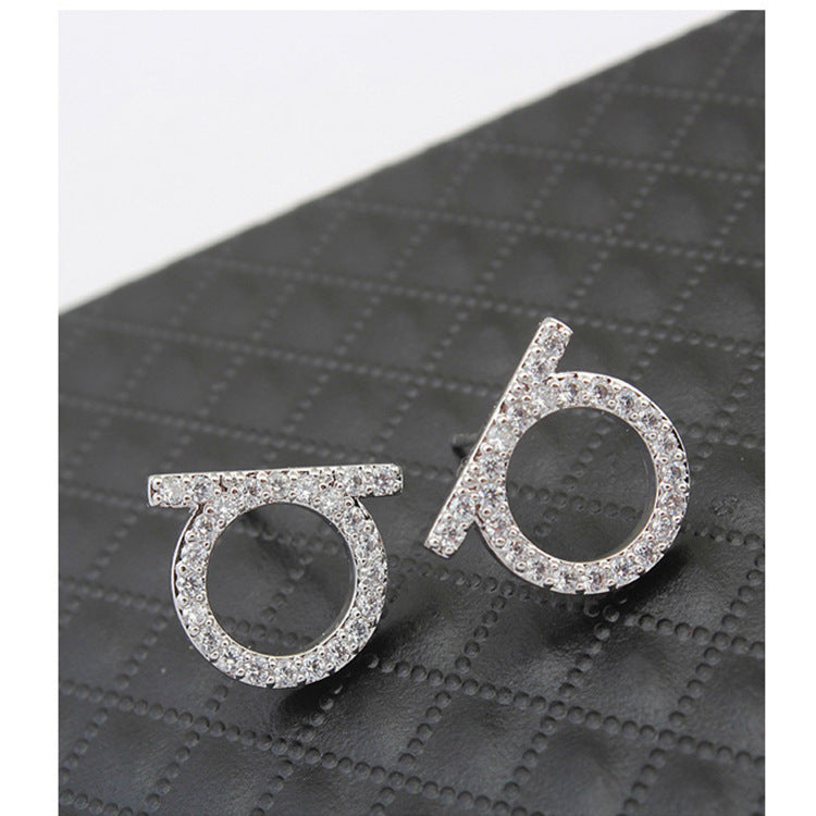 Designer Inspired Iconic Rhinestone Earrings – Buchifresa Boutique and  Cosmetics