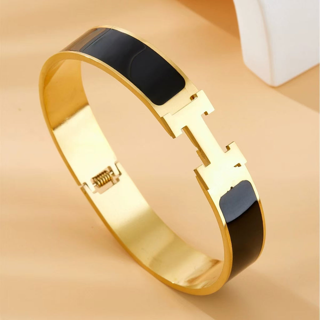 Luxury Inspired Bangle